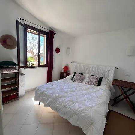 Elicis * Pinus Village